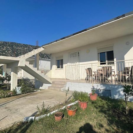 Villa Rei Baks-Rrjoll Екстериор снимка